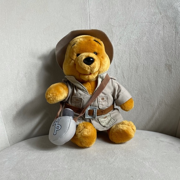 Disney Winnie the Pooh Explorer Safari Plush Toy